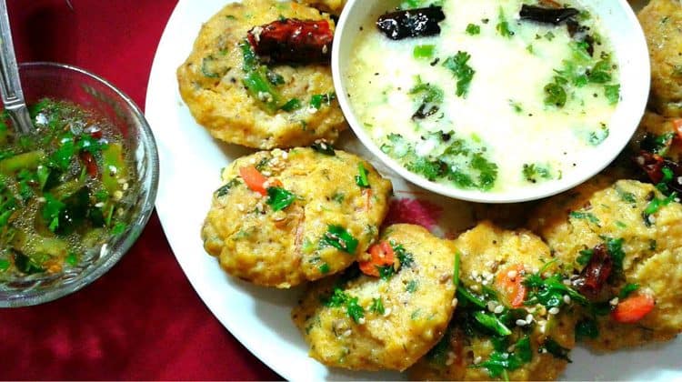 चना दाल इडली / Gram dal idli